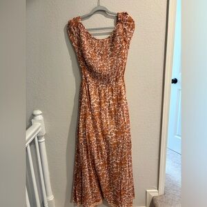 Free people maxi dress. Super cute for fall with open back!